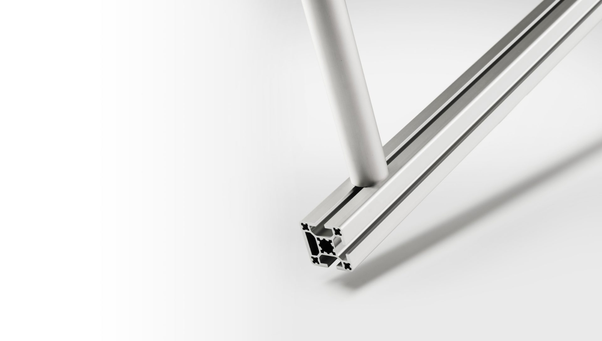 MayTec the smart way to connect profiles